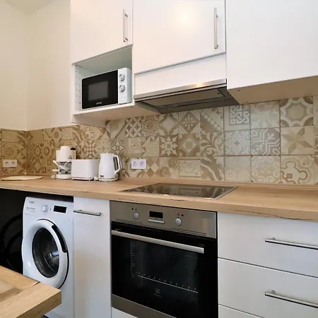 Apartmán Warm & Welcoming Home Near The Danube And Margaret Bridge