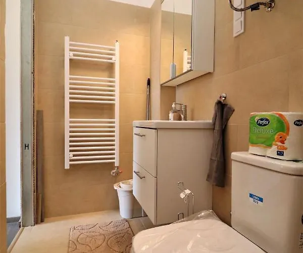 Warm & Welcoming Near To Margaret Bridge Apartament Budapesta