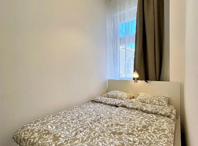 Warm & Welcoming Near To Margaret Bridge *