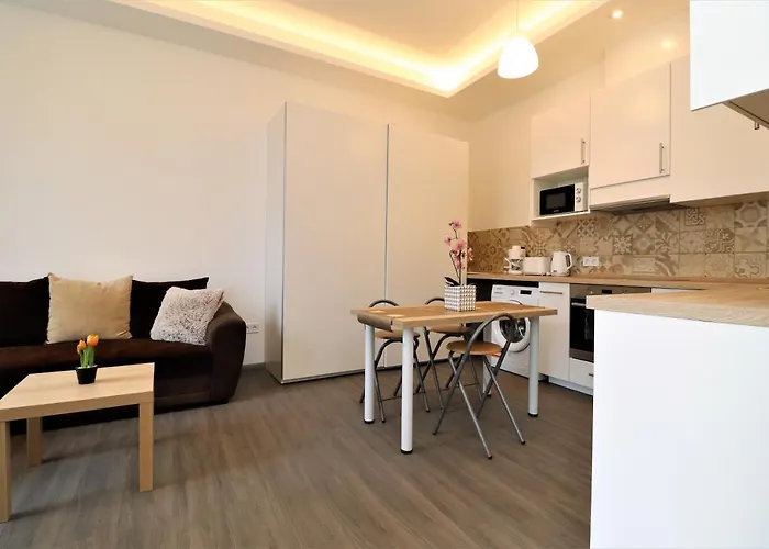 Apartament Warm & Welcoming Near To Margaret Bridge